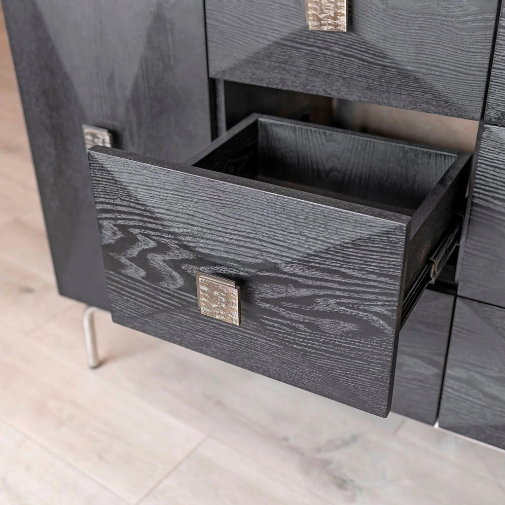 Buffet noir à facettes 6 tiroirs, poignées dorées, 140 ou 160 cm