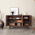 Buffet en noyer sculpté motif vague 3 portes, 120 à 180 cm