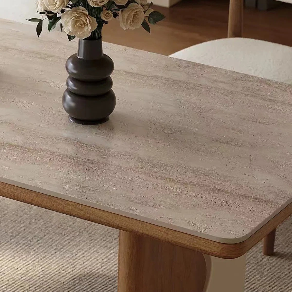 Table à manger, pierre frittée effet travertin - Maison Delore