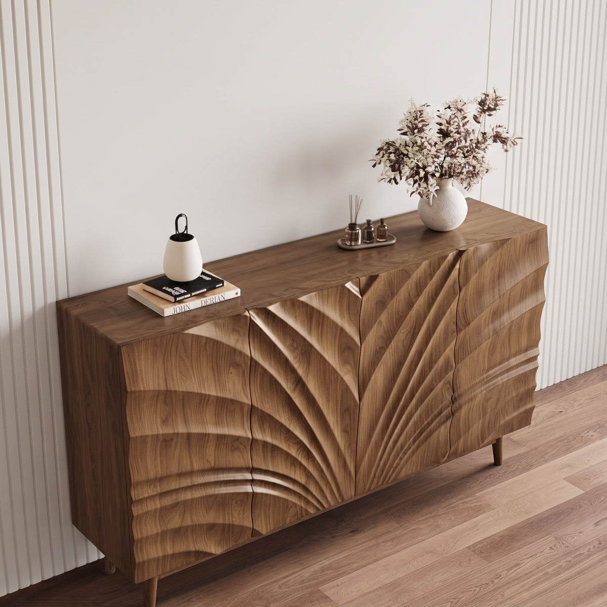 Buffet en noyer sculpté motif éventail 4 portes, 150 cm