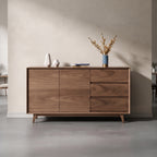 Buffet en noyer 2 portes 3 tiroirs, pieds compas, style mid-century, 120 ou 150 cm